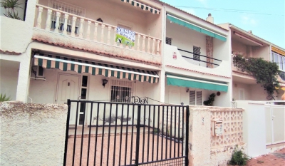 Townhouse - Sale - Torrevieja - Los Balcones Urbanization