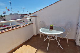 Продажа - Отдельный чалет - Torrevieja - Урбанизация Lago Jardín II