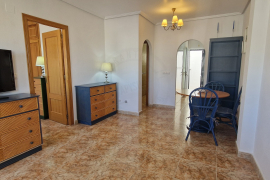 Venta - Bungalow - Torrevieja - Urbanización Punta Prima