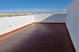 Venta - Bungalow - Torrevieja - Urbanización Punta Prima