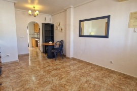 Venta - Bungalow - Torrevieja - Urbanización Punta Prima