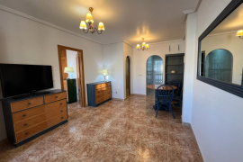 Venta - Bungalow - Torrevieja - Urbanización Punta Prima