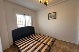 Venta - Bungalow - Torrevieja - Urbanización Punta Prima