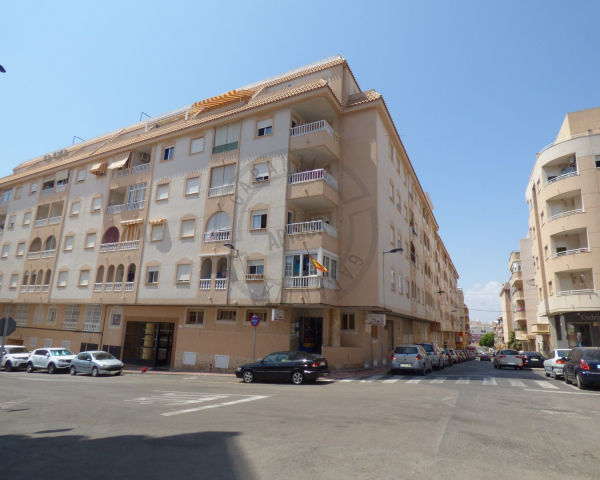 Квартира - Продажа - Torrevieja - Центр