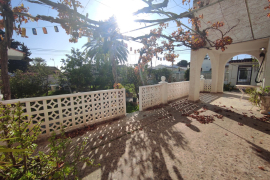 Venta -  Chalet independiente / Villa - Torrevieja - Urbanización Los Balcones
