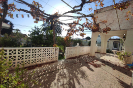 Venta -  Chalet independiente / Villa - Torrevieja - Urbanización Los Balcones