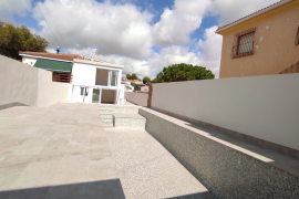 Sale - Semidetached house - Torrevieja - Los Balcones Urbanization
