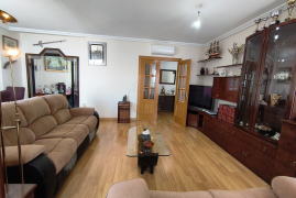 Sale - Apartment - Torrevieja - Centro