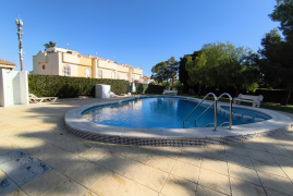 Venta - Bungalow - Orihuela costa - Urbanizacion La Florida