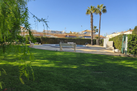 Venta - Bungalow - Orihuela costa - Urbanizacion La Florida
