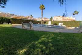 Venta - Bungalow - Orihuela costa - Urbanizacion La Florida