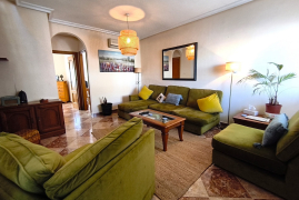 Venta - Chalet pareado - Torrevieja - Urbanización Los Balcones