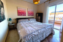 Venta - Chalet pareado - Torrevieja - Urbanización Los Balcones