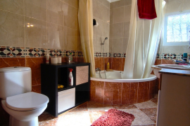 Venta - Chalet pareado - Torrevieja - Urbanización Los Balcones