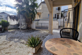 Venta - Chalet pareado - Torrevieja - Urbanización Los Balcones