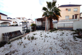 Venta - Chalet pareado - Torrevieja - Urbanización Los Balcones